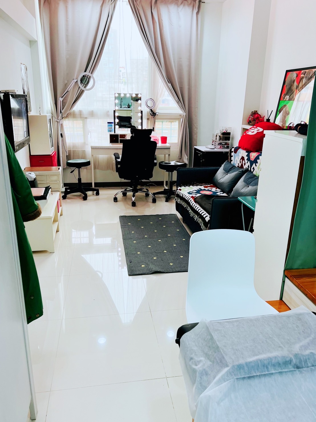 Mu Rong JAJA Styling Studio
