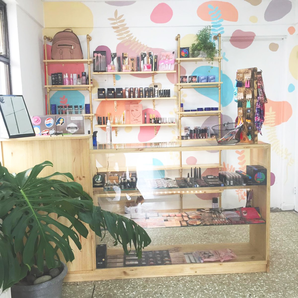 Meikki Makeup Shop