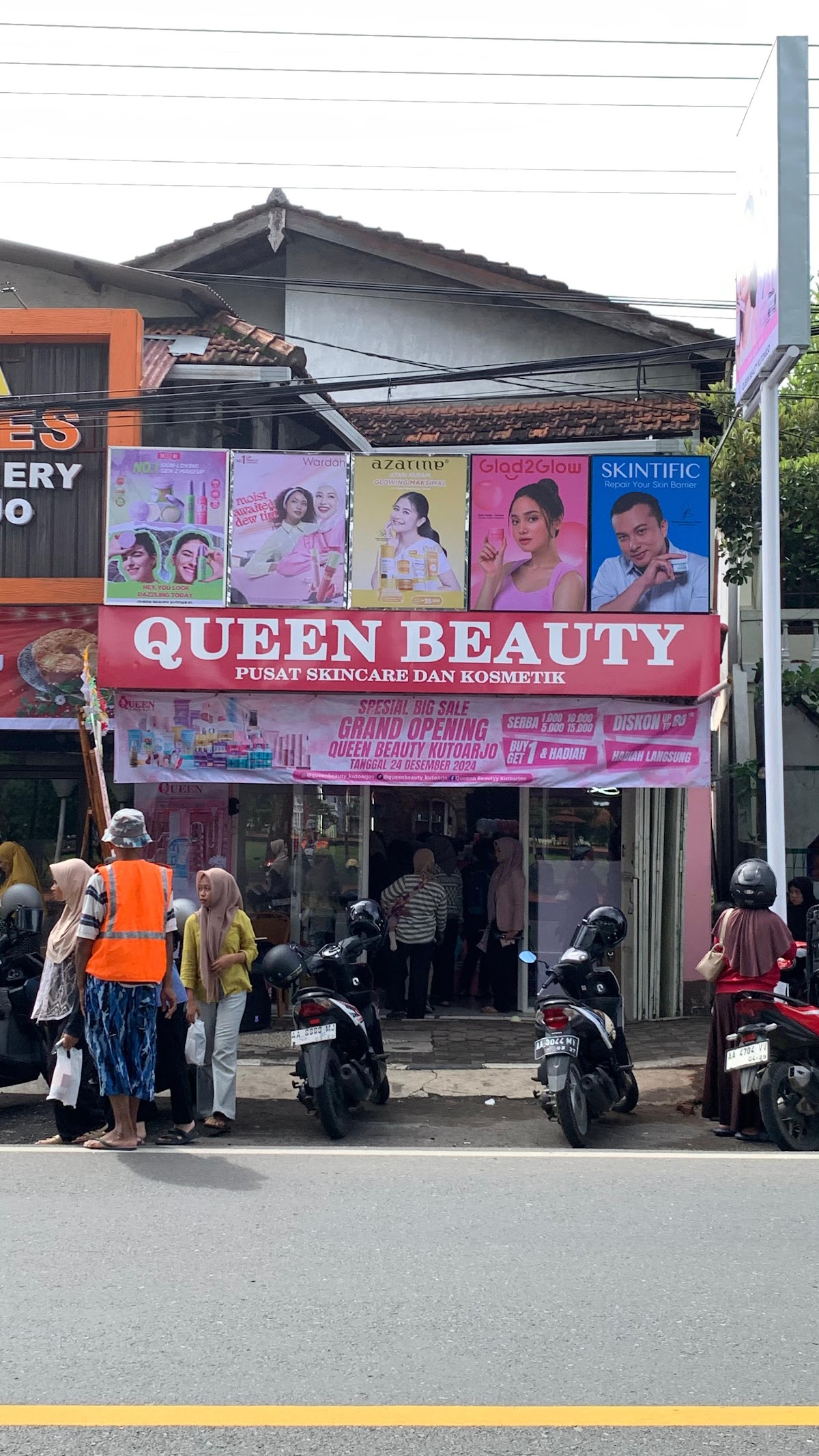 Queen Beauty Store Kutoarjo