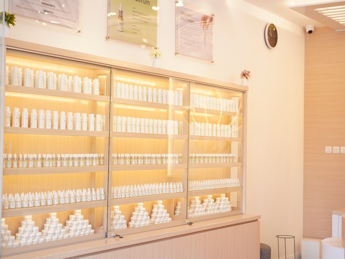 K & M Skincare Store