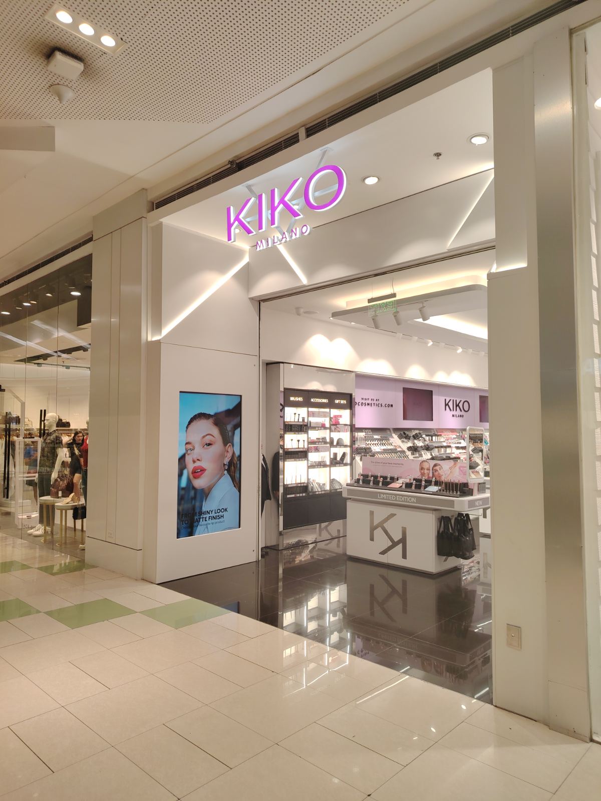 KIKO Milano SM City San Lazaro