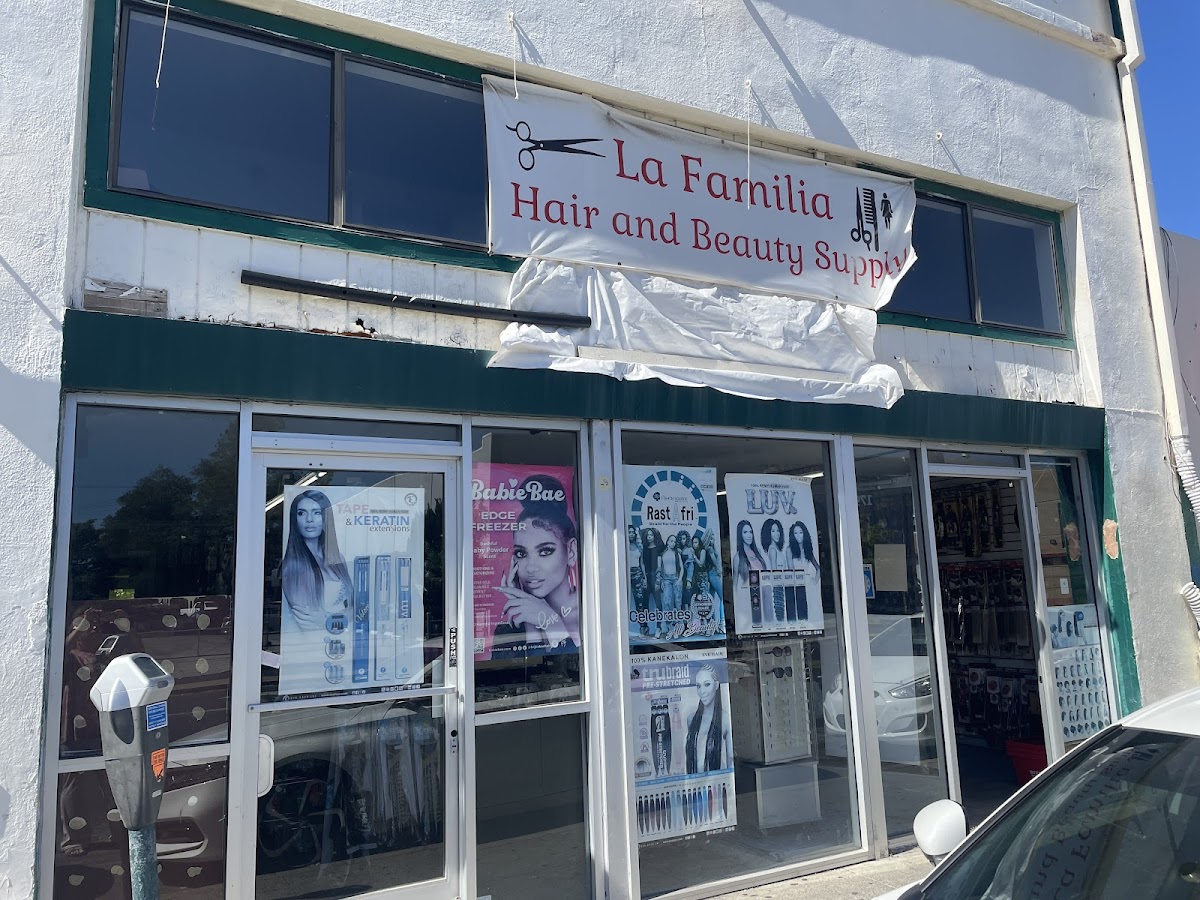 La Familia Hair & Beauty