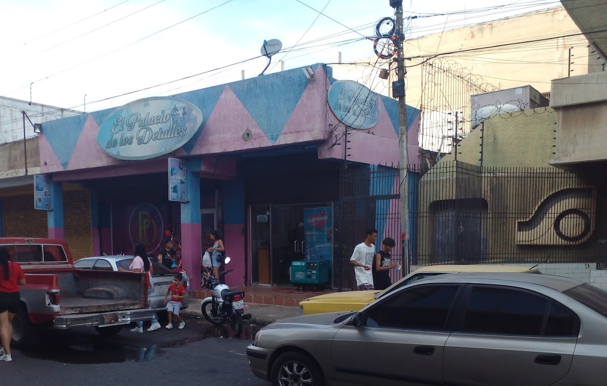 Palacio de los Detalles centro de Punto Fijo