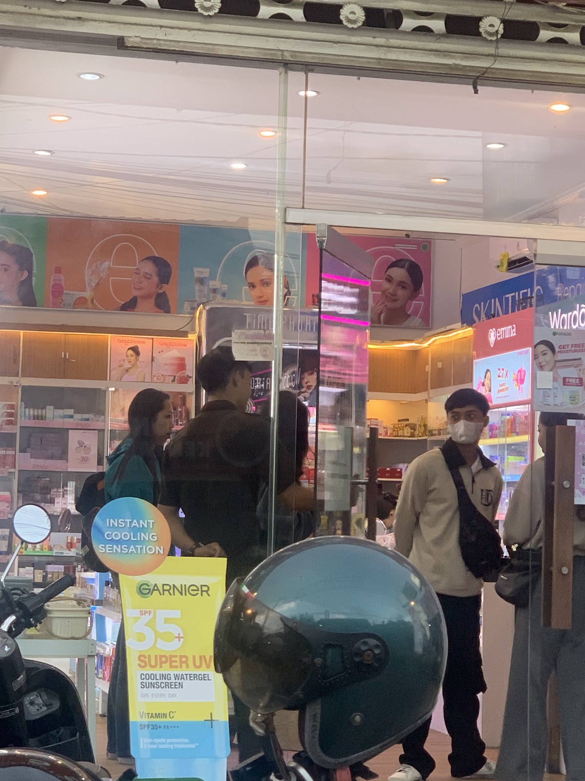 Rumah Kosmetik Carrisa