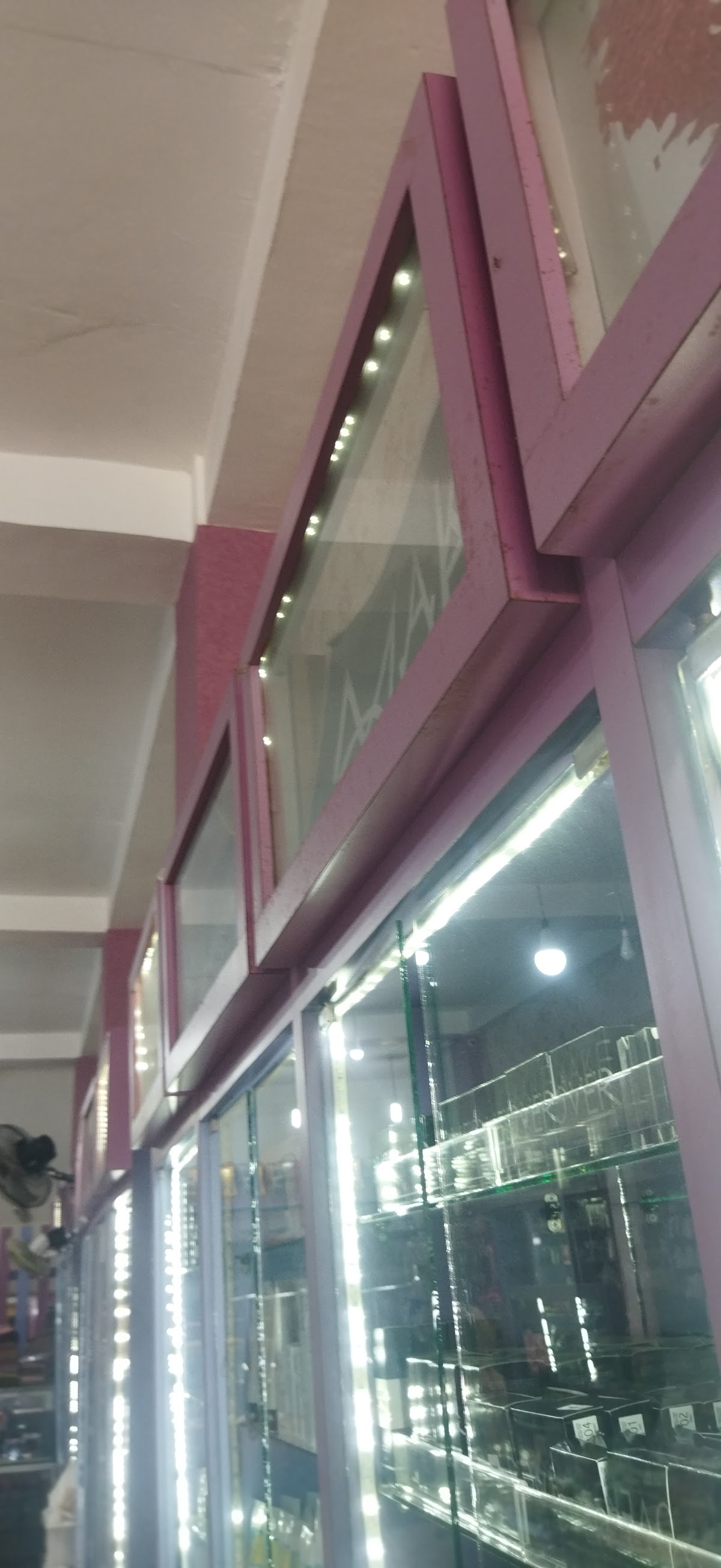 Nadia Octara Store