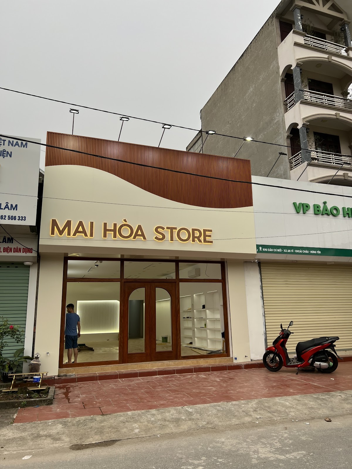 Mai Hoa Store