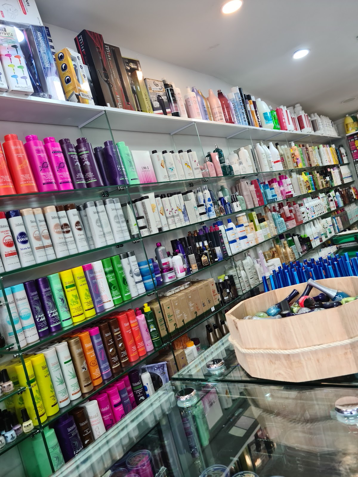 Tienda de maquillaje y tratamientos capilares