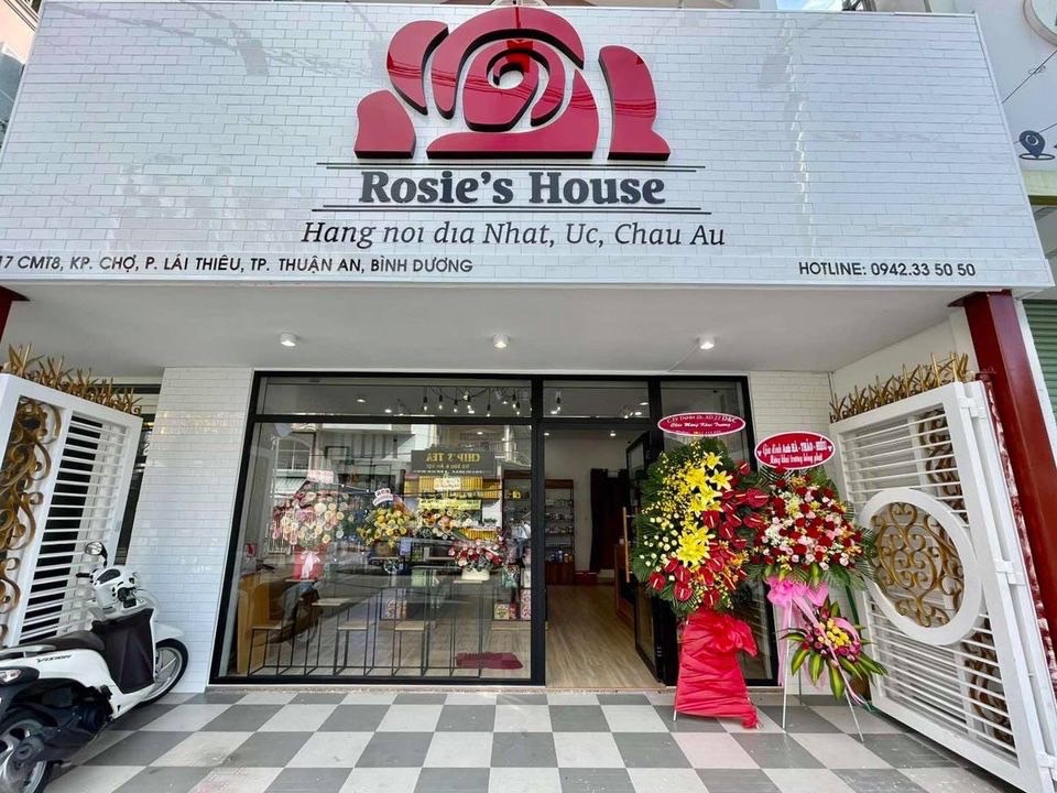 Shop Rosie’s House 3