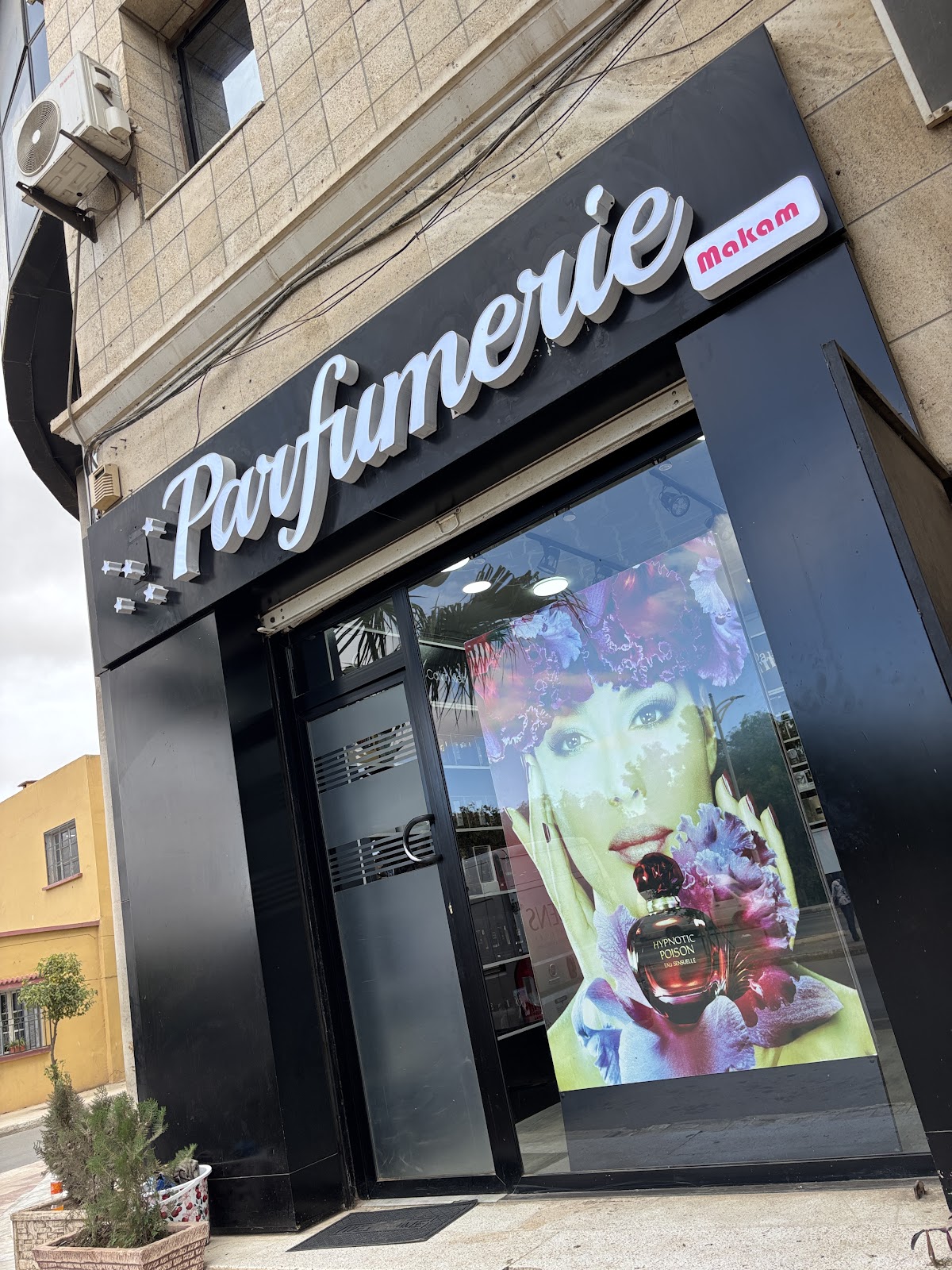 Parfumerie Makam