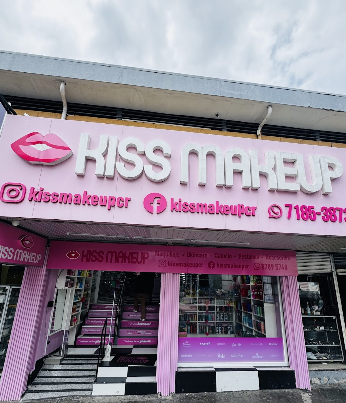 KISS makeup