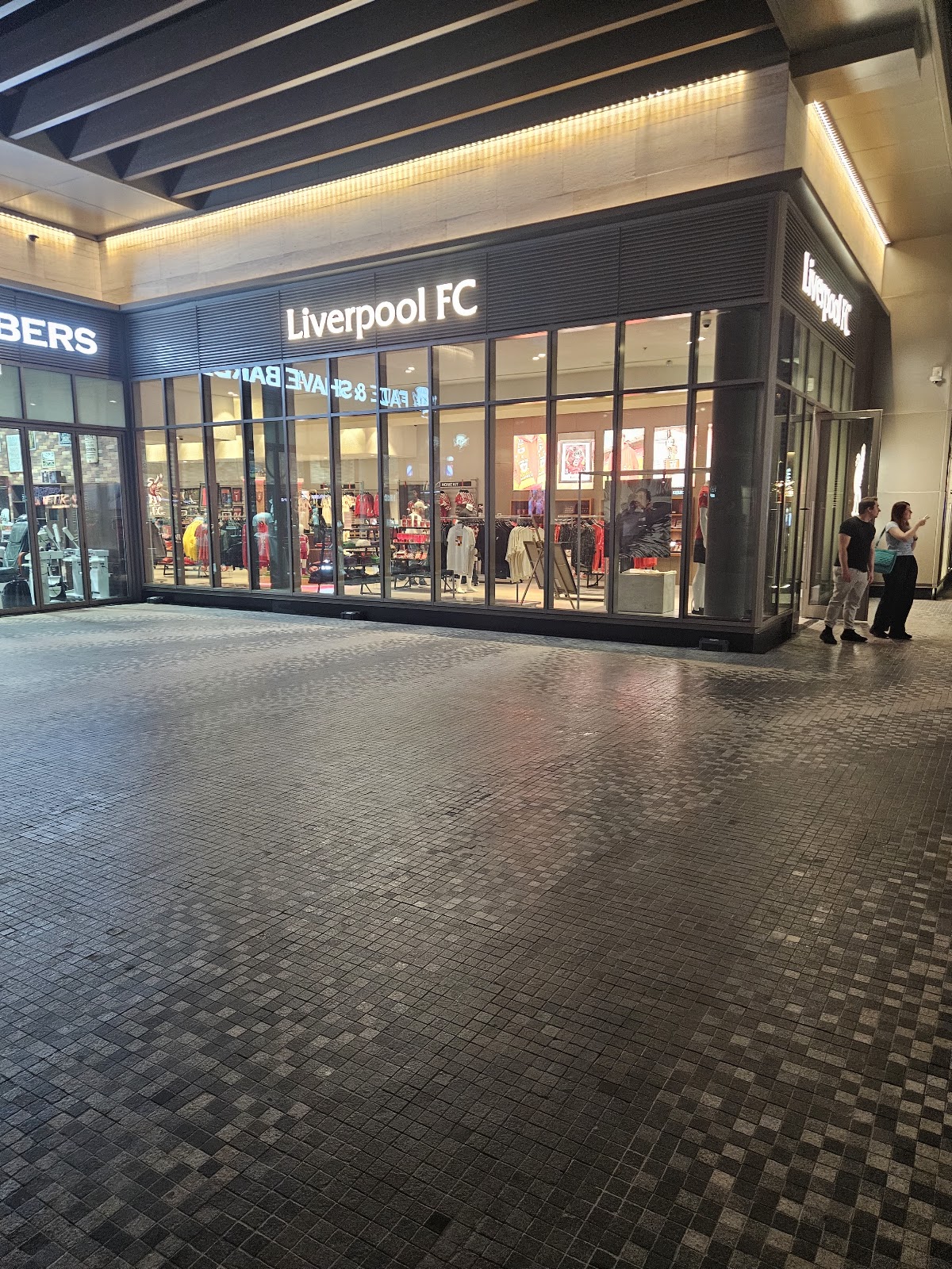 SEPHORA THE BEACH