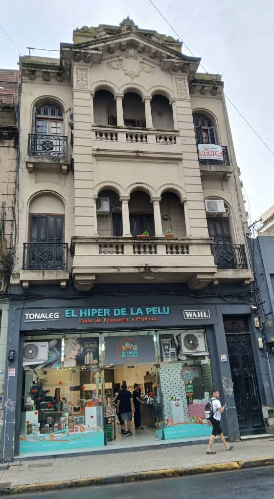 El Hiper de la Pelu