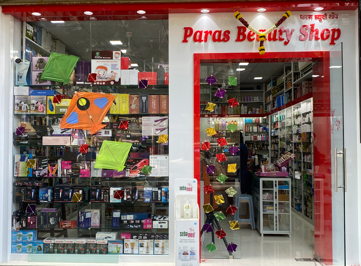 Paras Beauty Shop