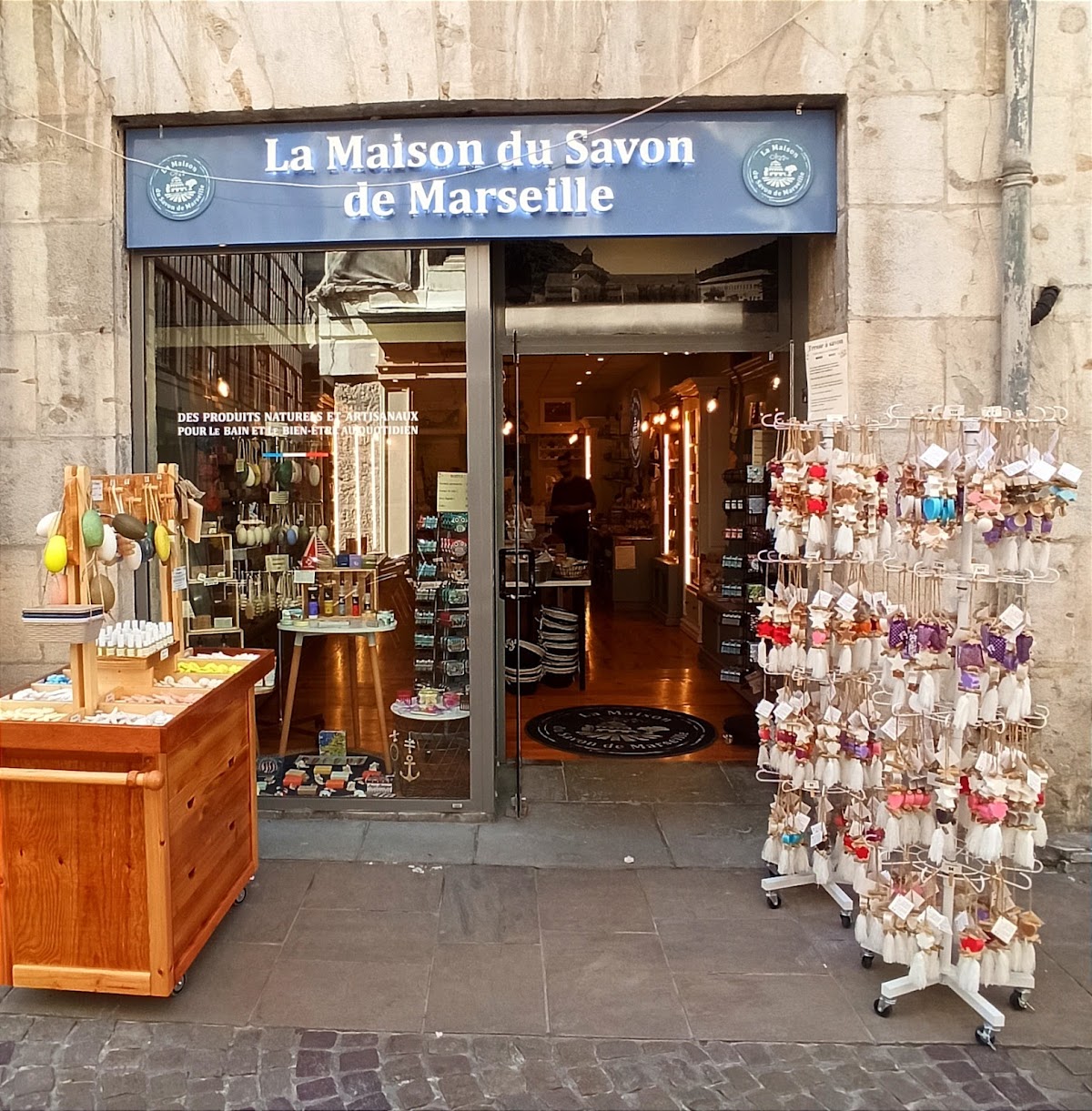 La Maison du Savon de Marseille Bayonne - D'Un Sud à l'Autre