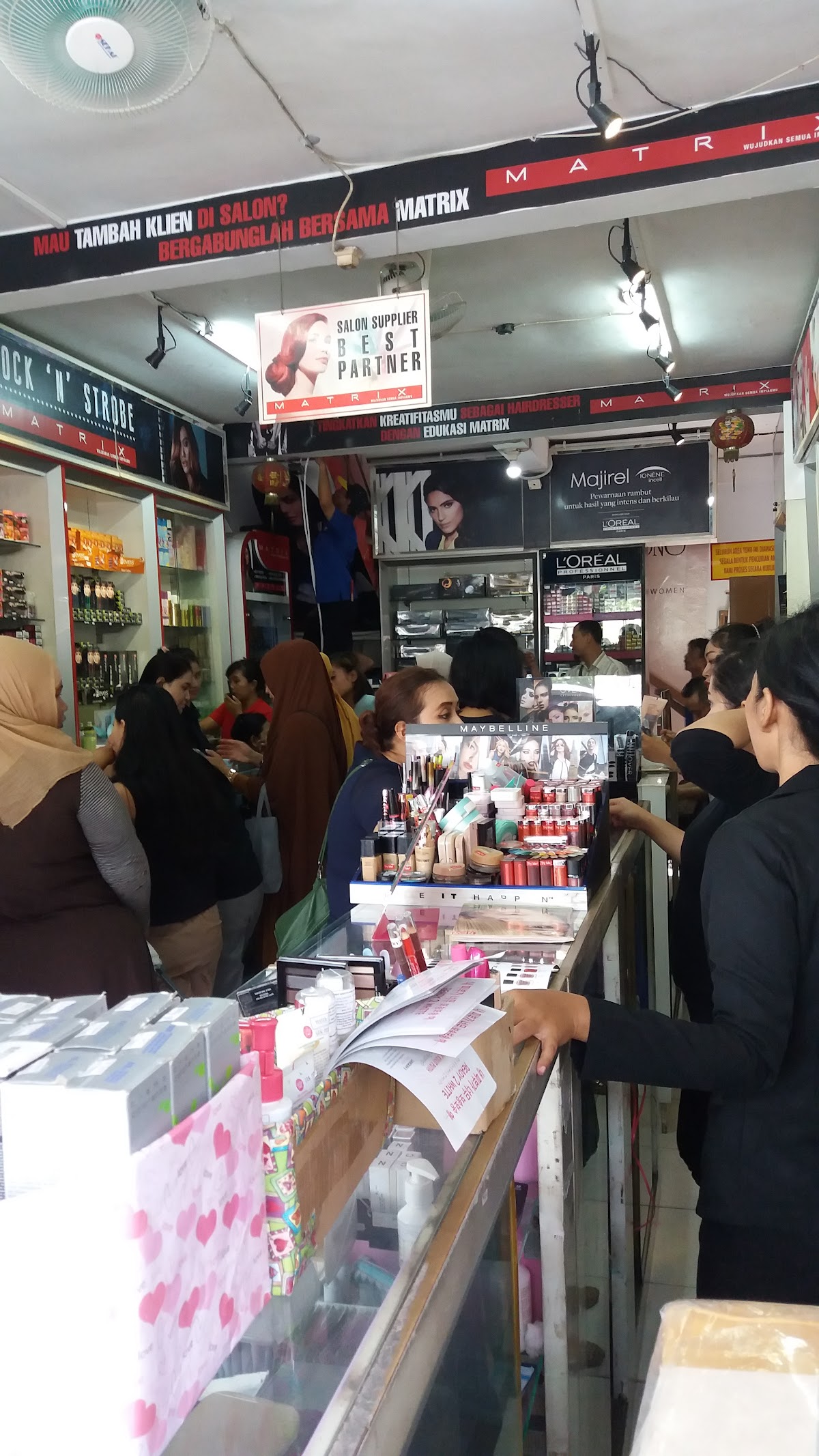 Toko STAR Cosmetic Surabaya