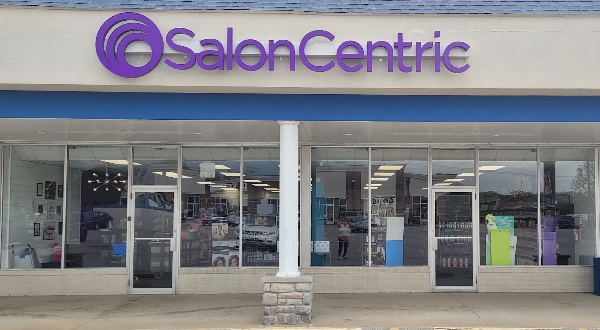 Saloncentric of Godfrey
