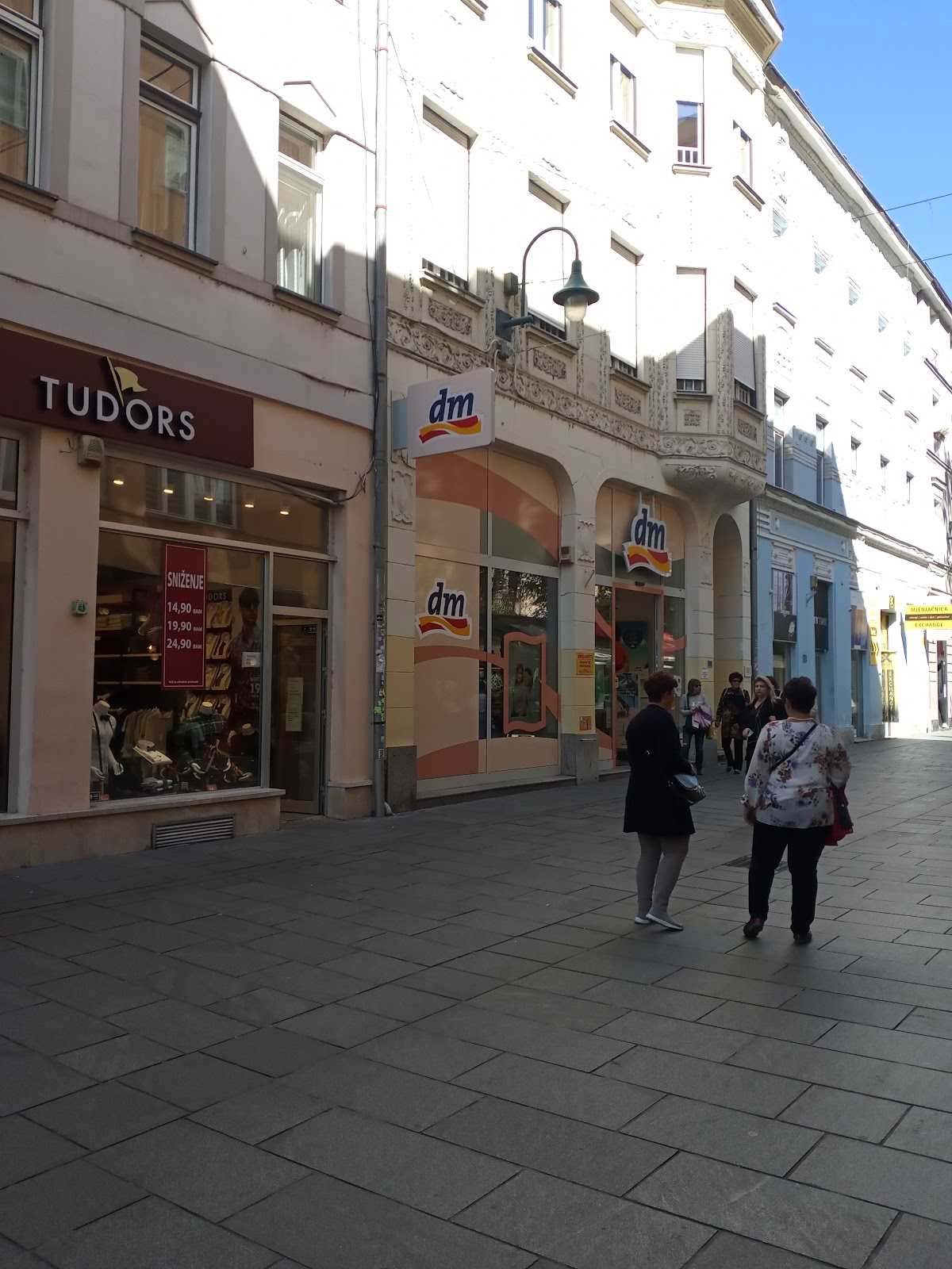 dm drogerie markt