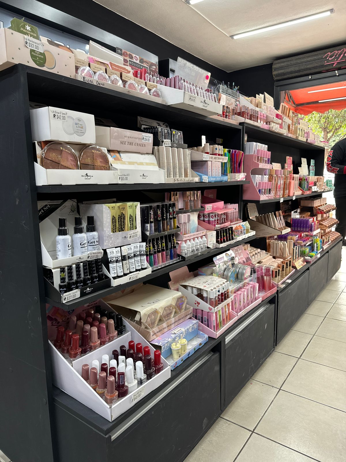 Ragazza Cosmetici