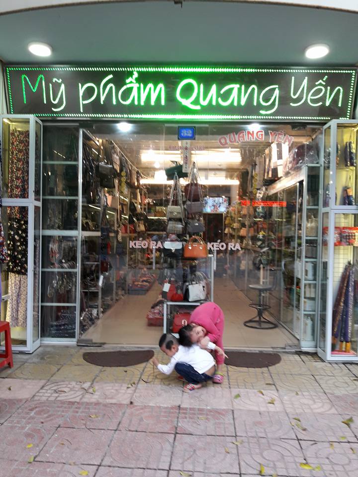 Cua Hang My Pham Quang Yen - My Pham Chinh Hang Ninh Binh
