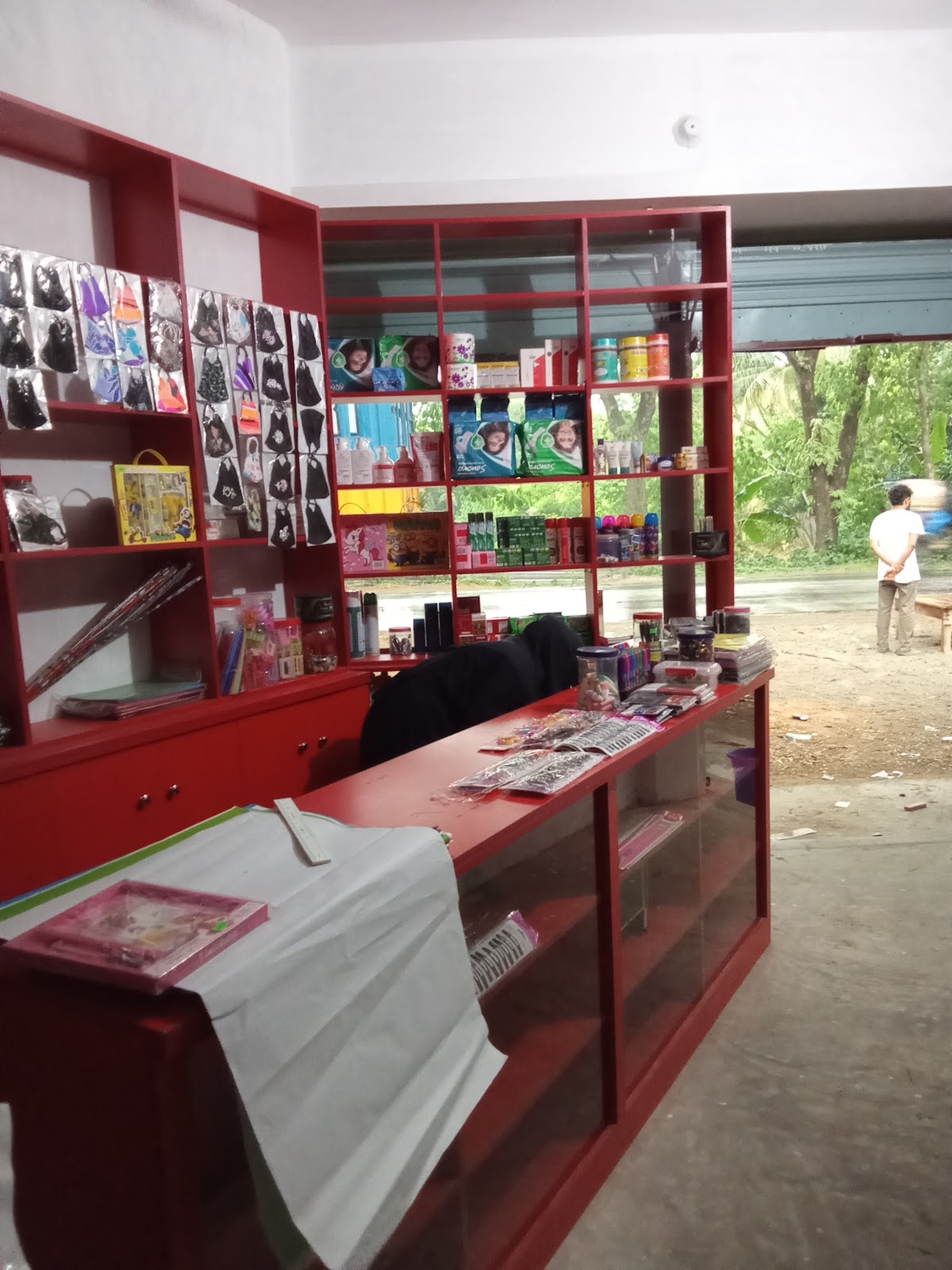 We Gallery