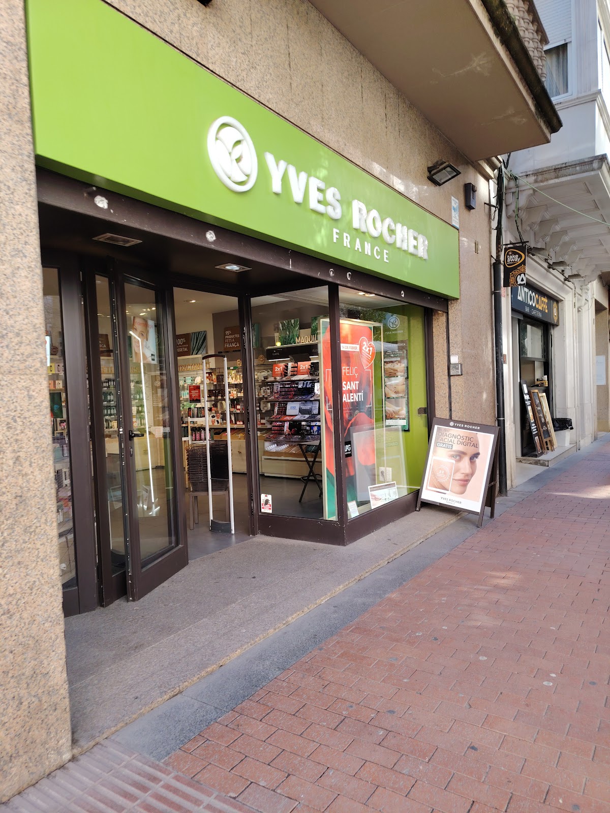 Yves Rocher Terrassa