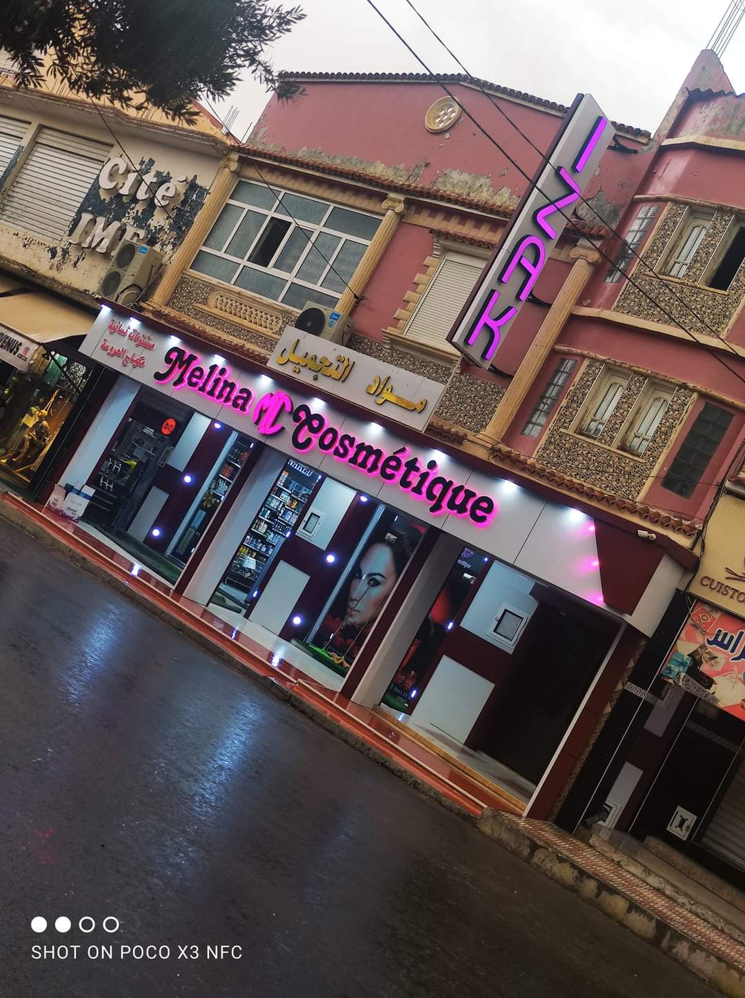 Melina Cosmetique IZAK