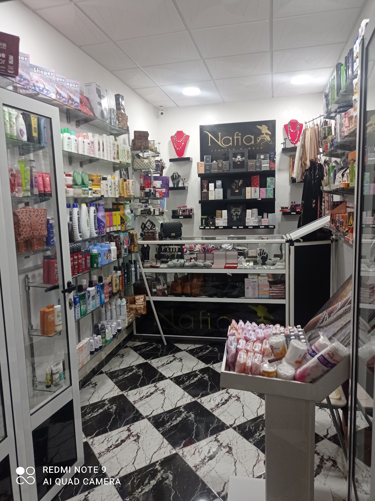 Nafia Makeup