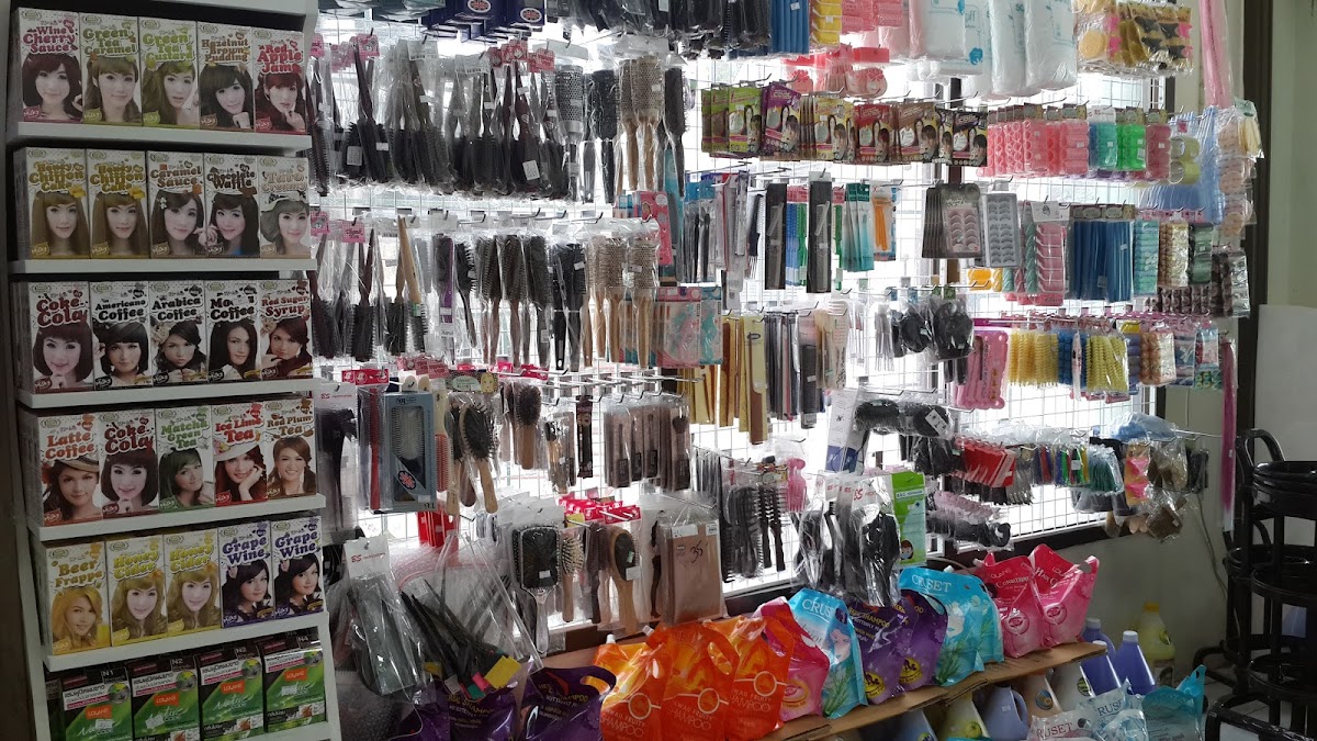 Hair Club Beauty Supply Ramintra Watcharapol