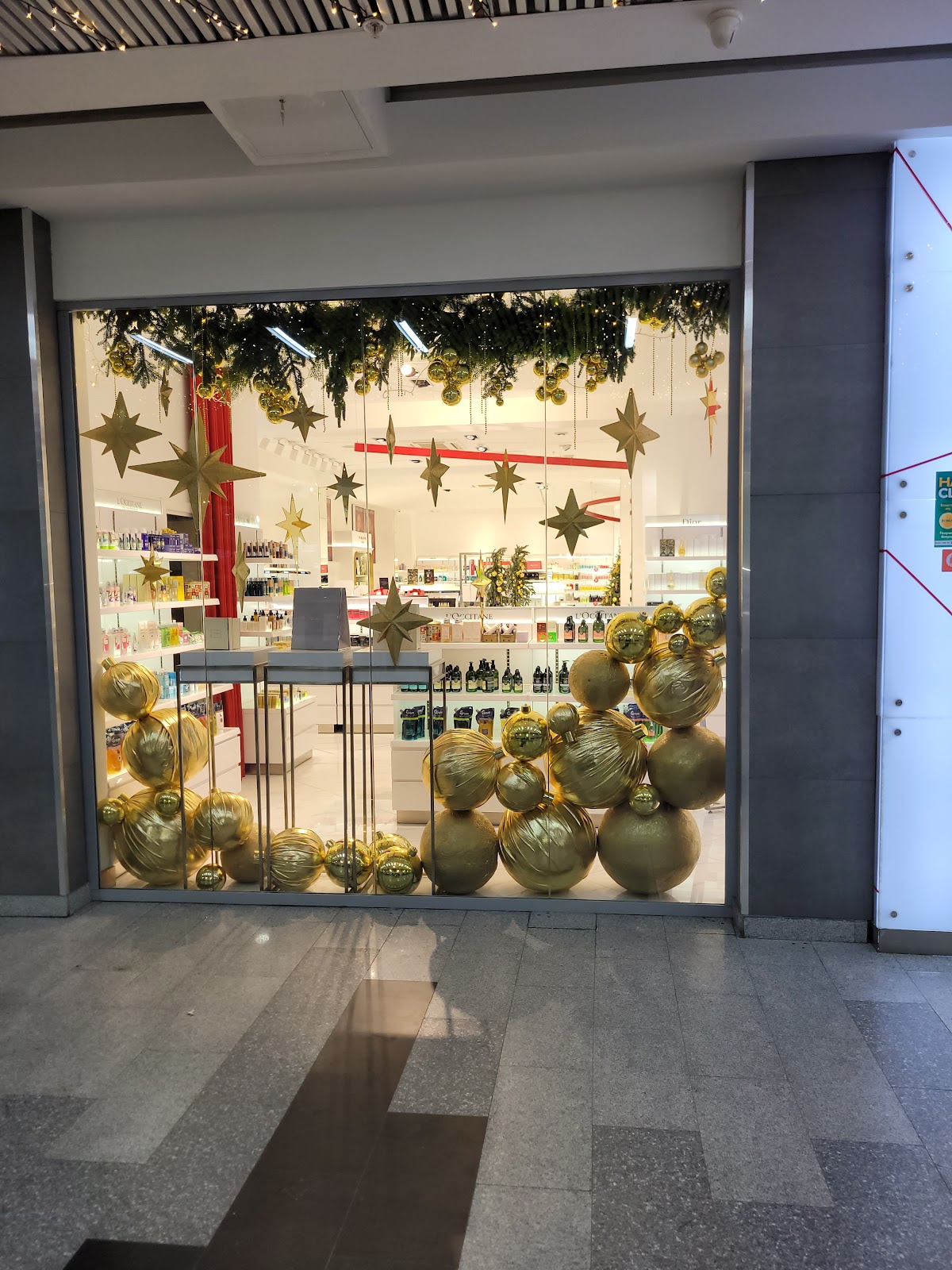 Code de Vie Baizaar Mall