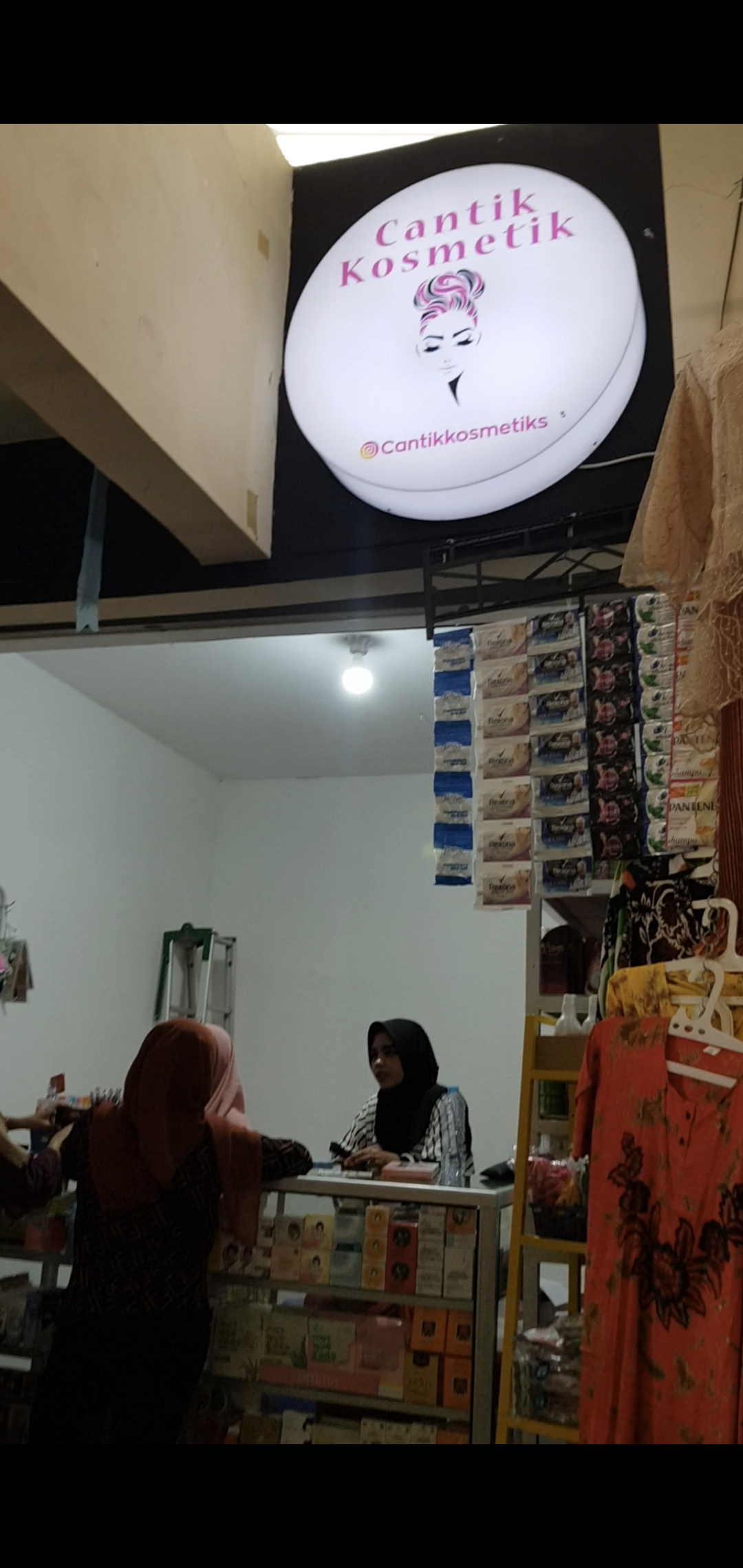 Cantik Kosmetik Surabaya