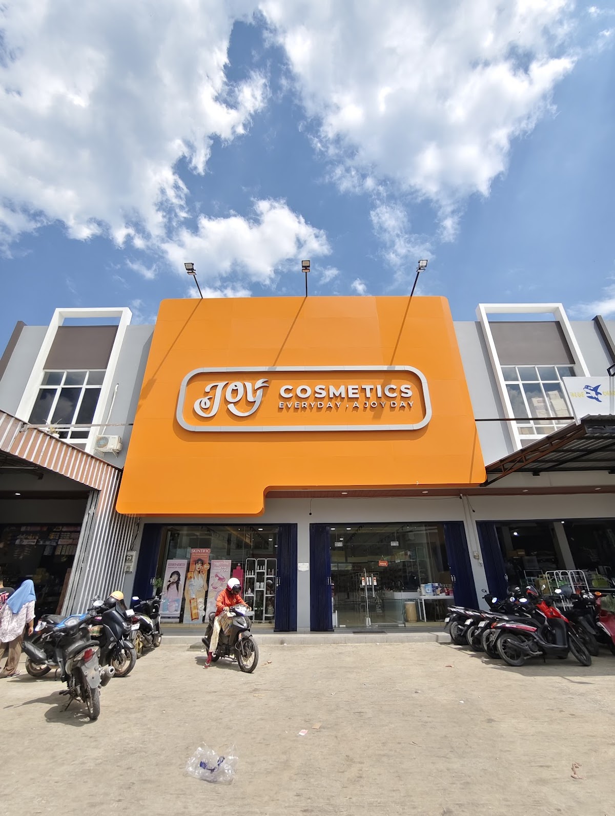 Joy Cosmetic Store Kupang