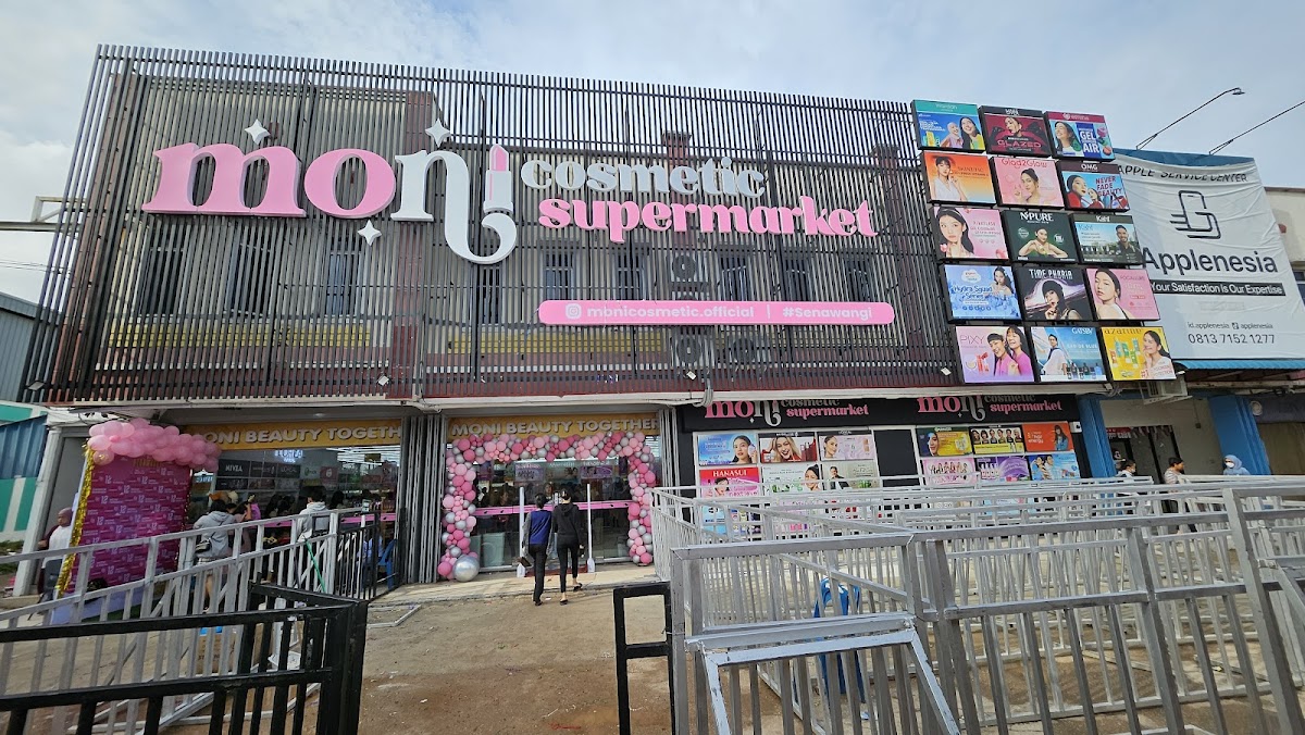 Moni Cosmetic Cabang Senawangi Batu Aji