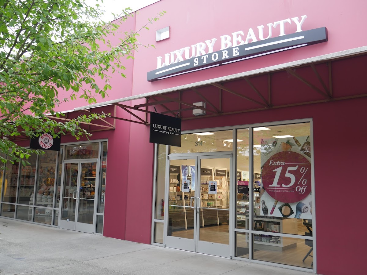 Luxury Beauty Store