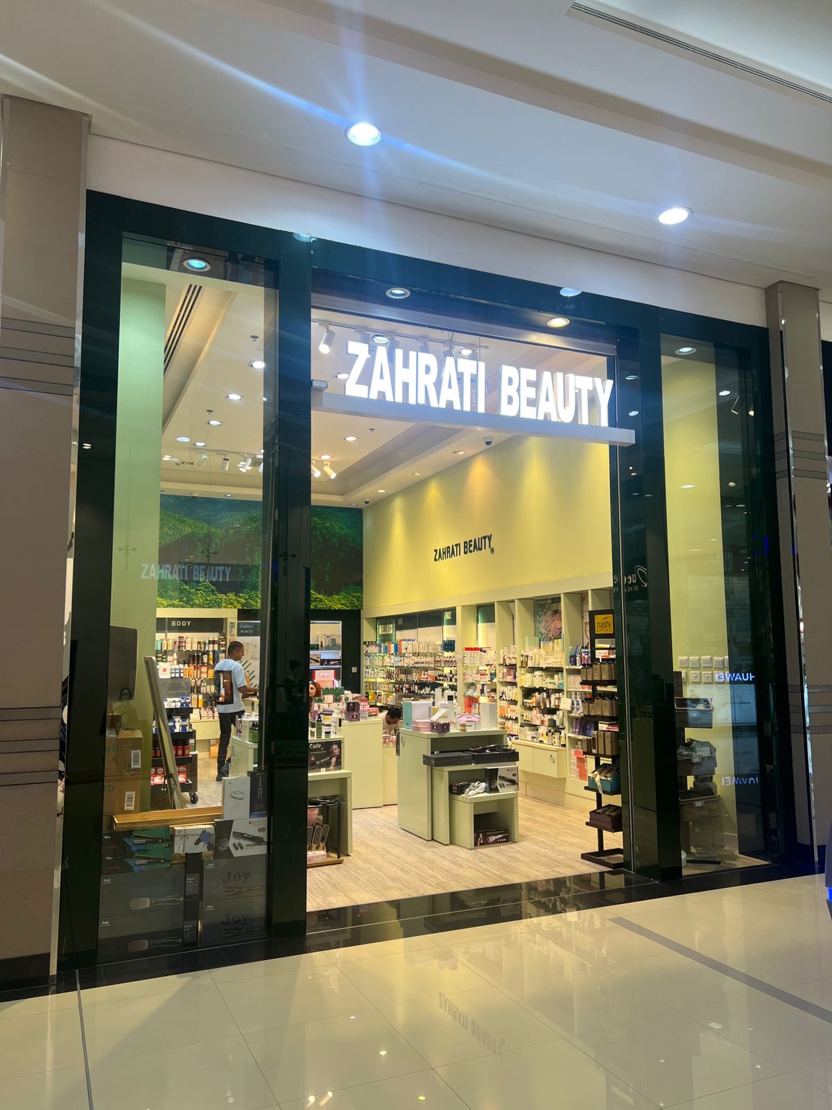 Zahrati Beauty