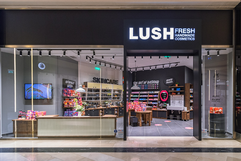 LUSH Golden Hall