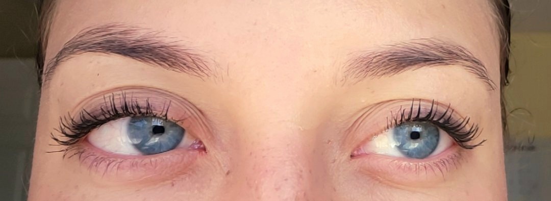 Benefit Cosmetics Brow Bar
