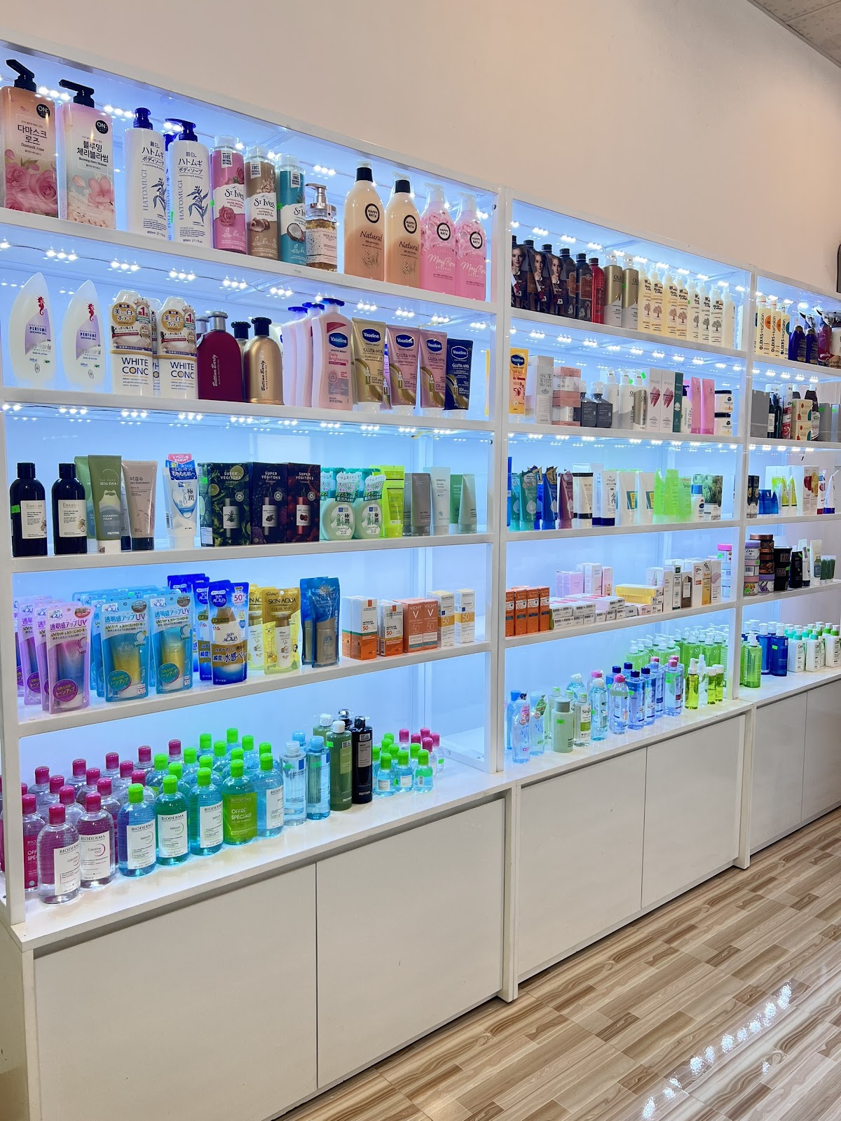 Shop Hoang Ngan Cosmetic