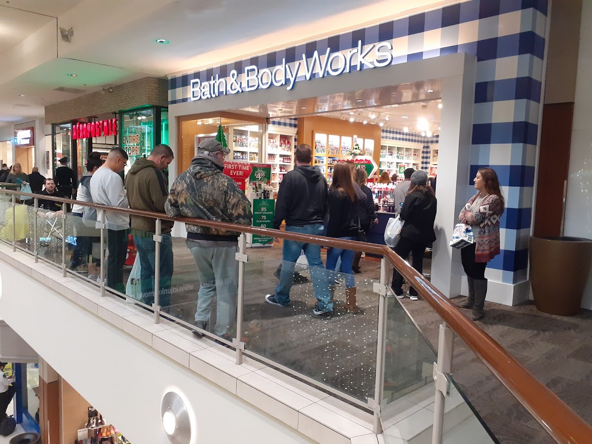 Bath & Body Works