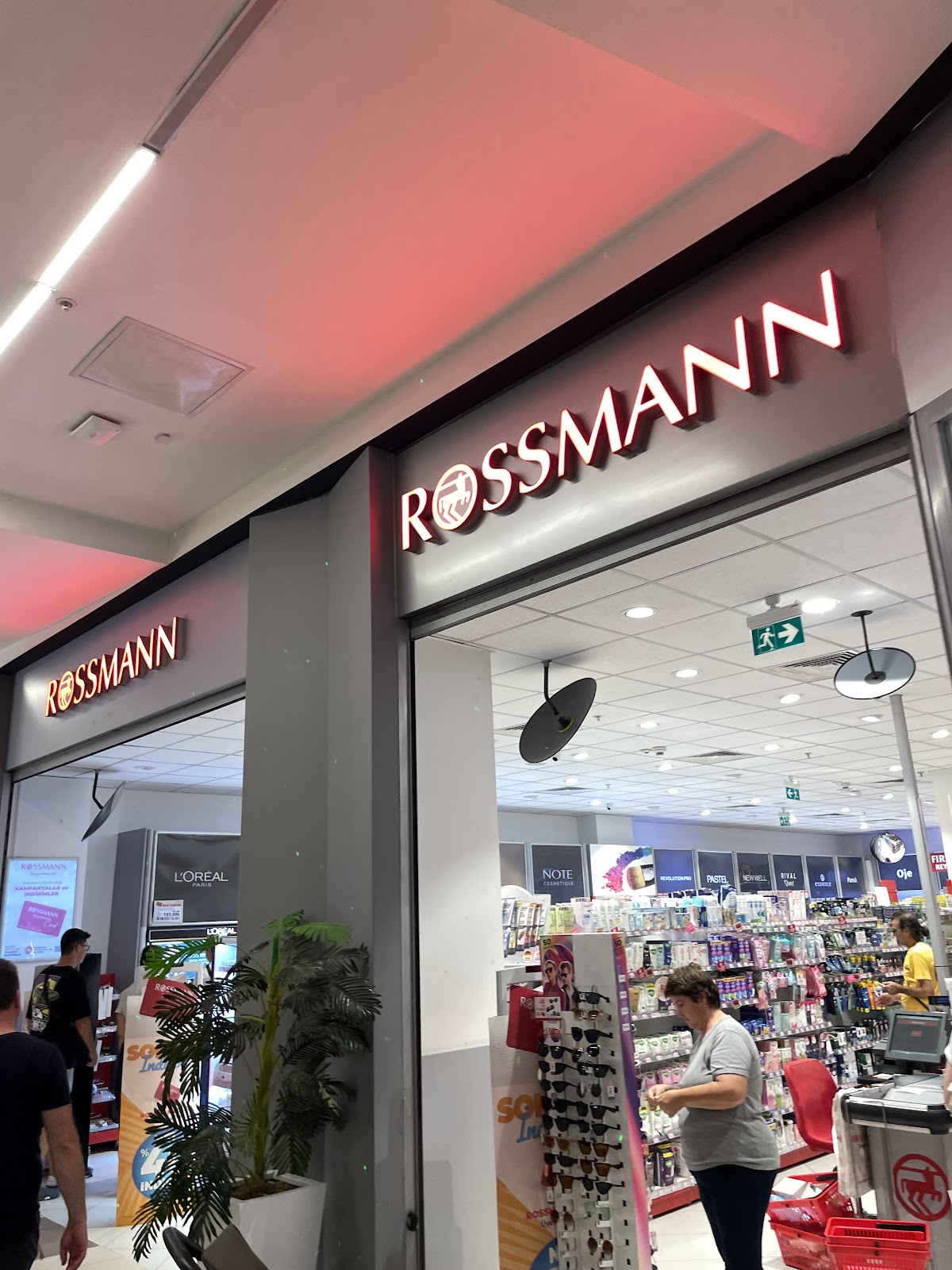 Rossmann 17 Burda AVM