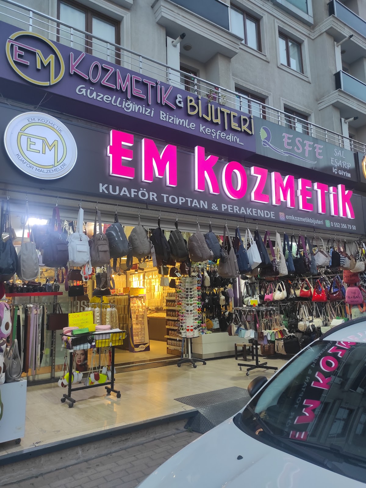 Em Kozmetik Medikal Kuaför