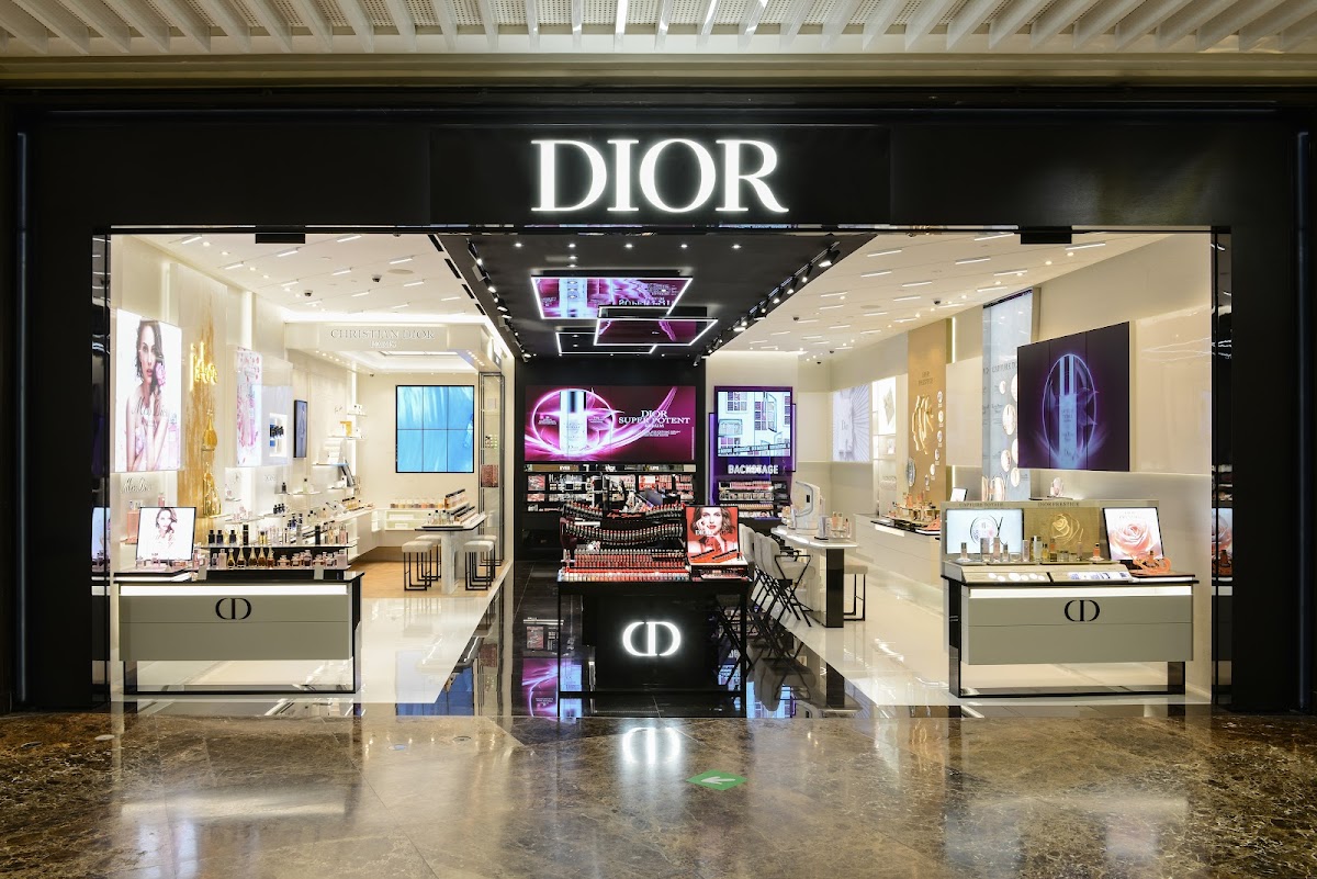Dior Beauty - SM Aura Premier