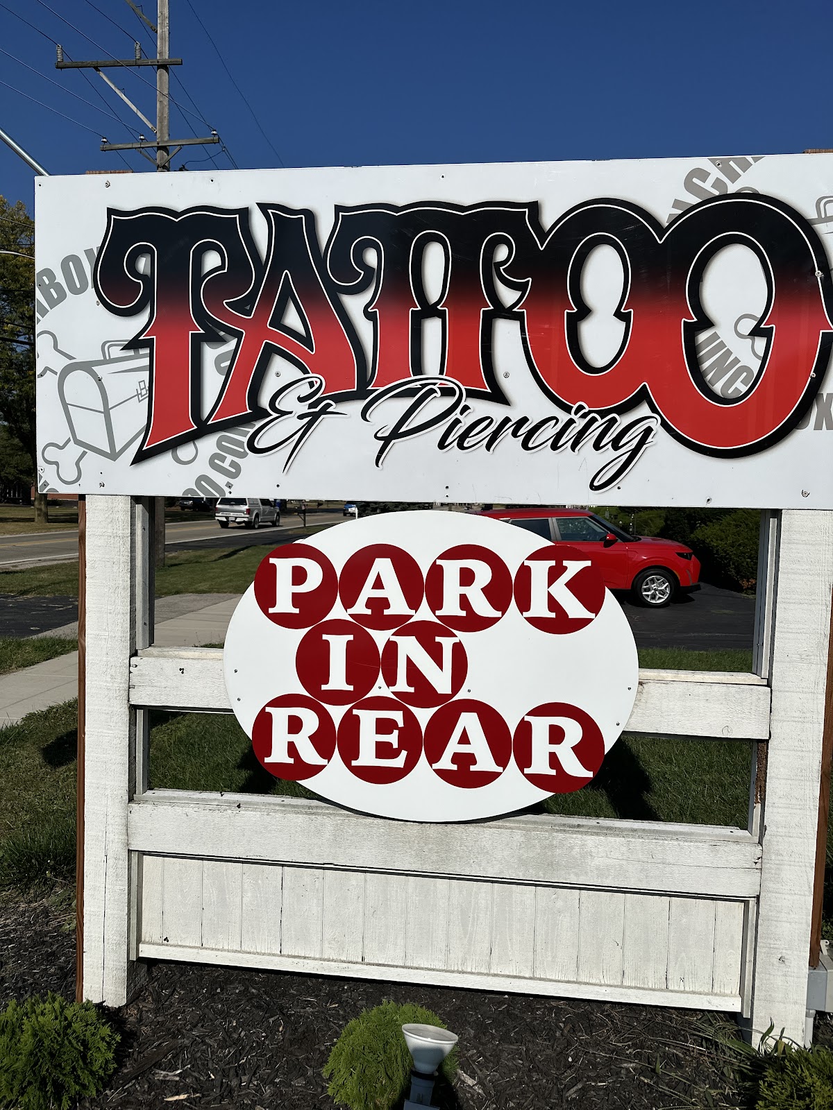 Lunchbox Tattoo and Body Piercing