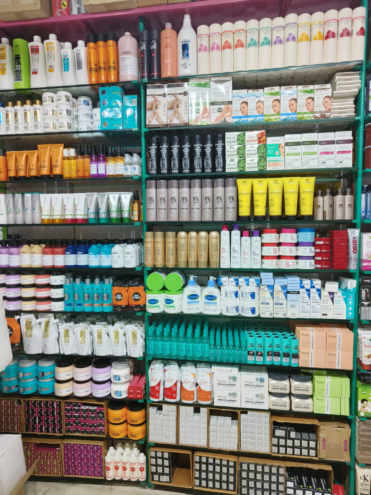 Beauty Store (Saleem Bhai)