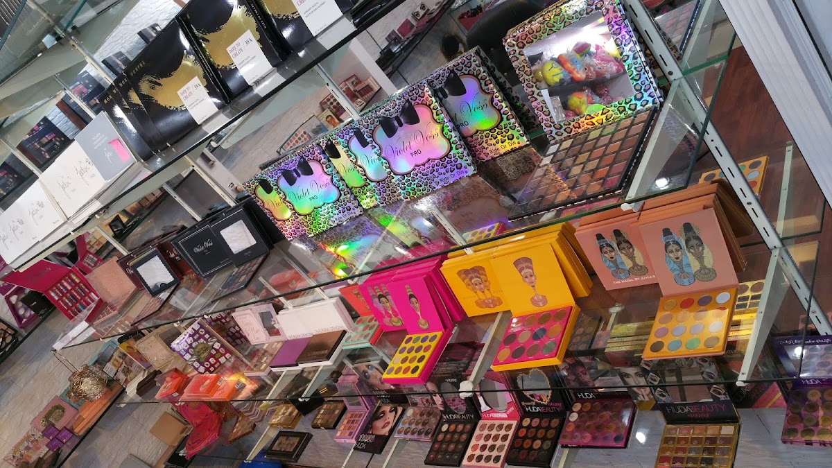 MakeupFactory Store Gulberg