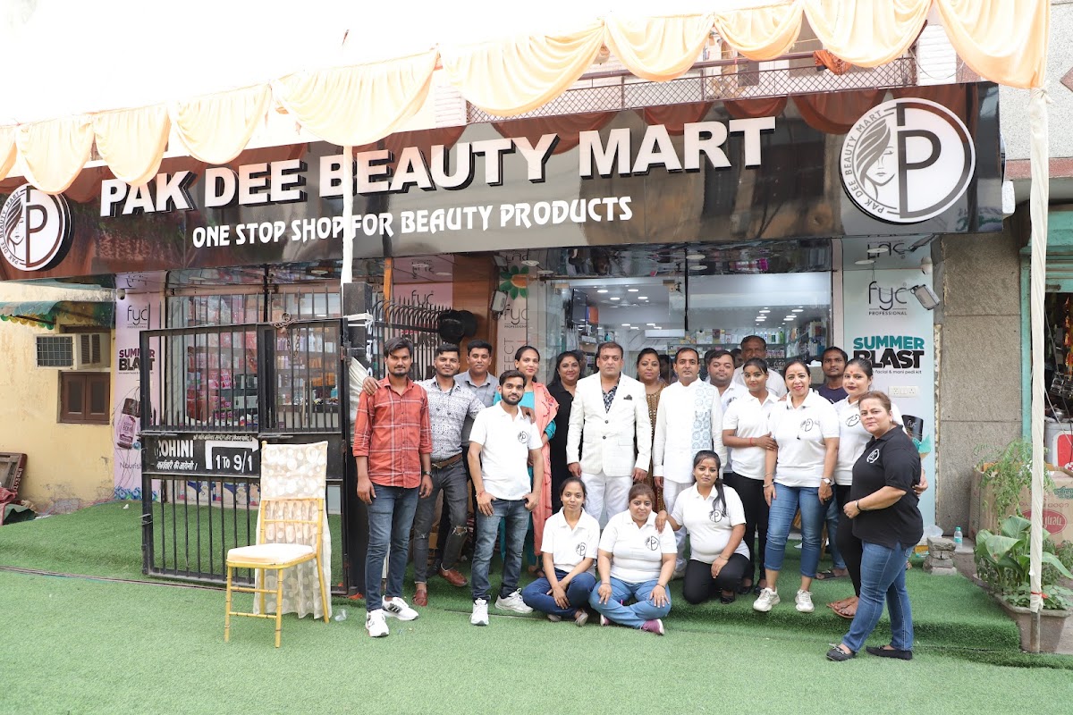 PAK DEE BEAUTY MART (Forever52 Nars Tart)