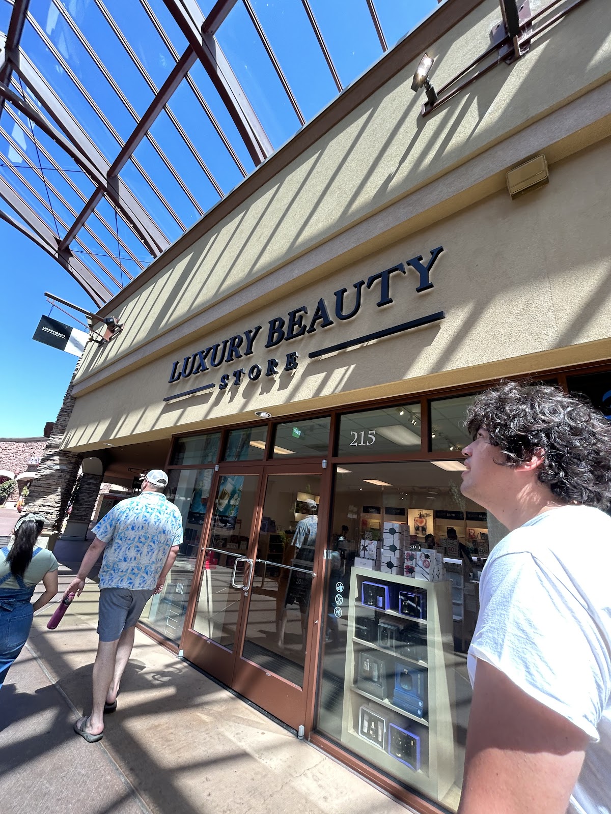 Luxury Beauty Store