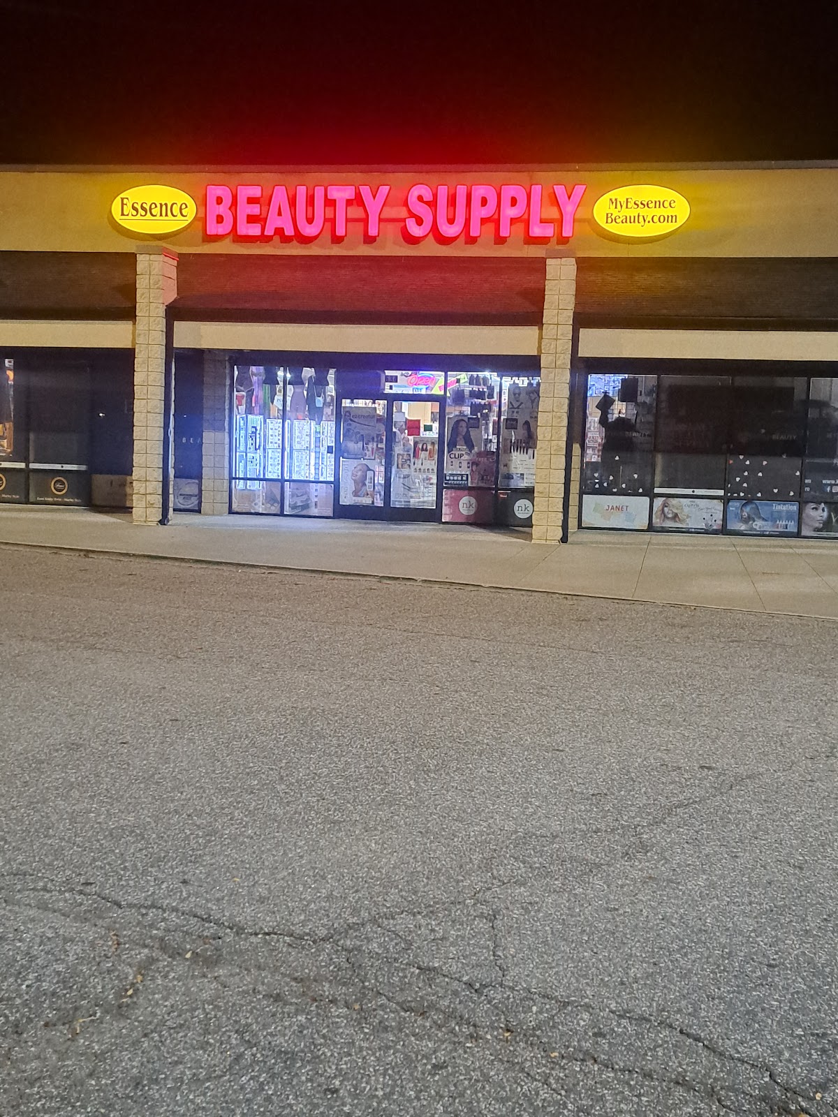 Essence Beauty
