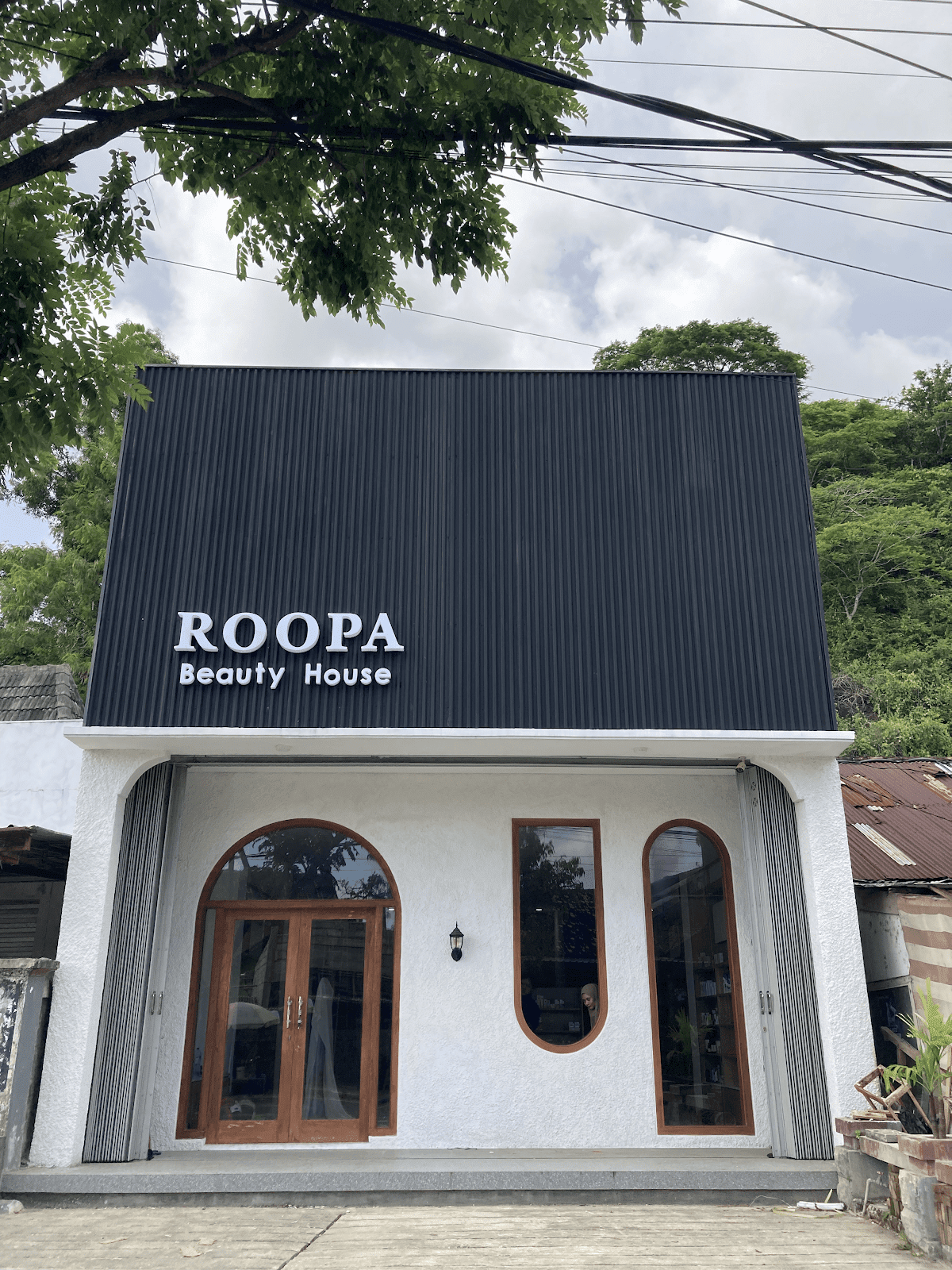 Roopa Beauty House