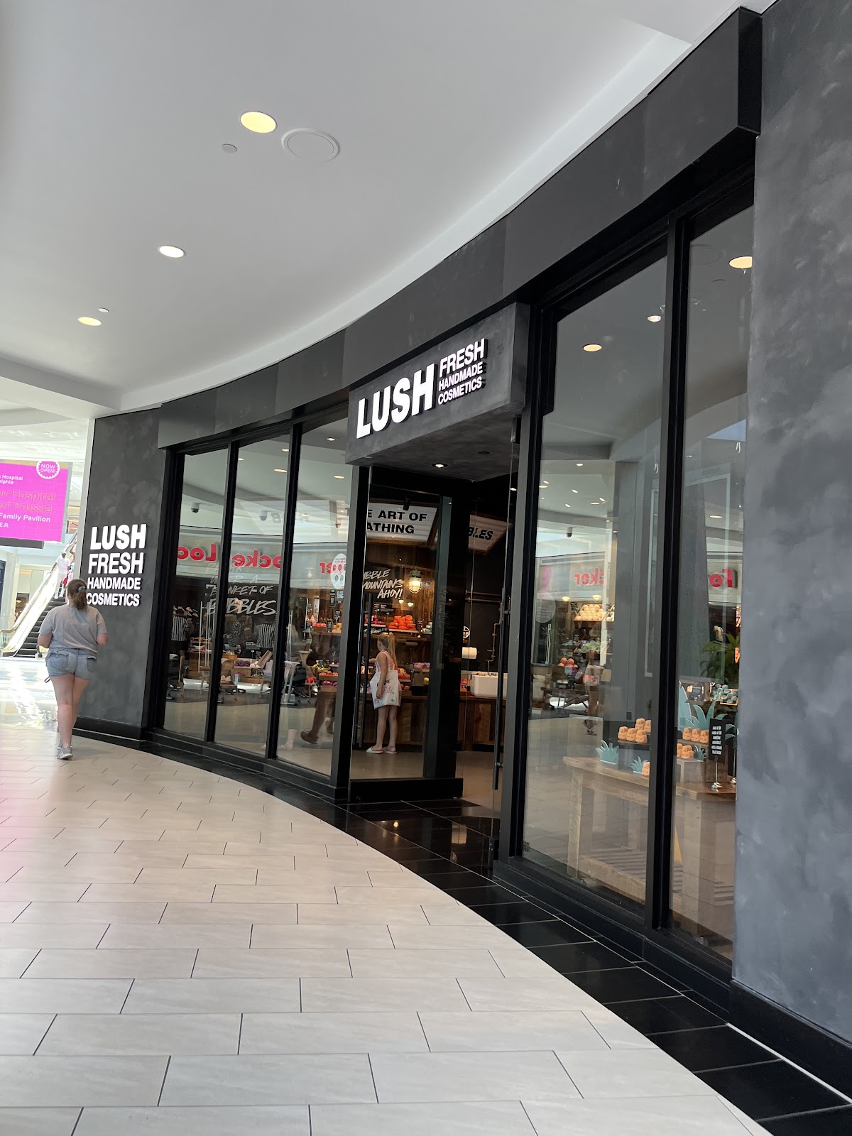 Lush Cosmetics King of Prussia