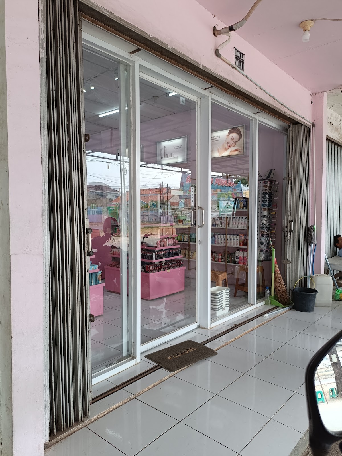 Toko Kosmetik Poupeepou Store Cikampek